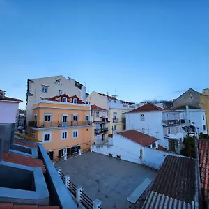 Loios And Apartahotel